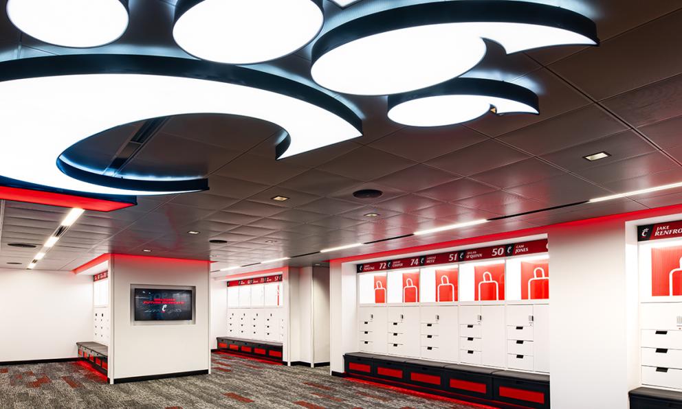 FSM4L_UC_LockerRoom_06