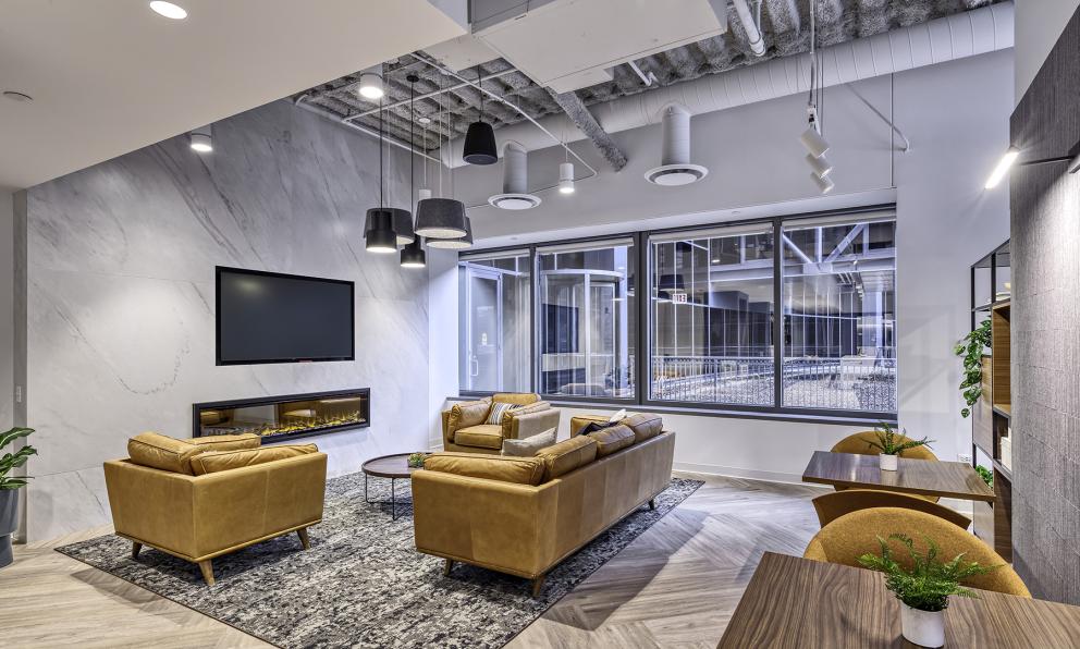 Woodfield_Corp_Center_08