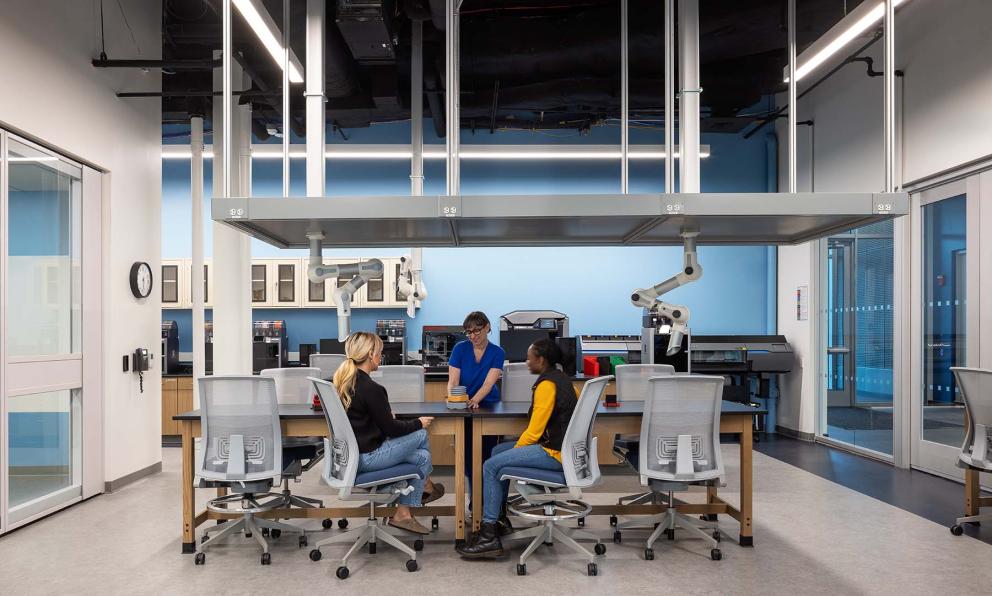 Seem 4 Suspended Classroom Laboratory