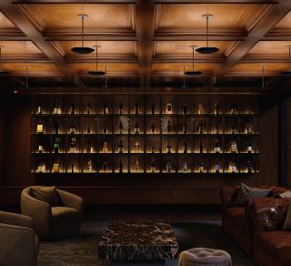 Polina Uplight Lounge