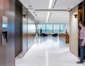 Greenberg Trauig Elevator Lobby Seem