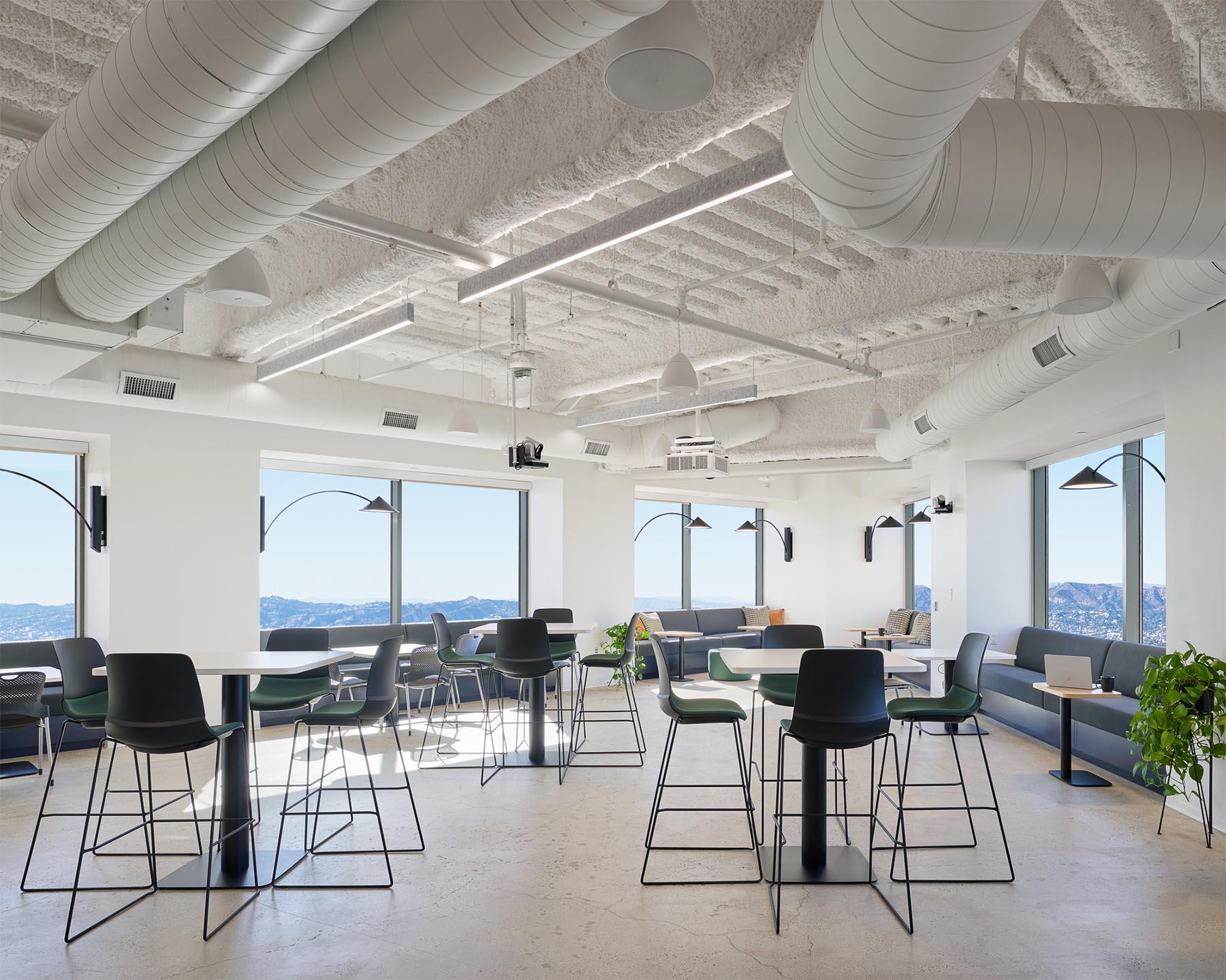 Seem 1 Acoustic Breakroom