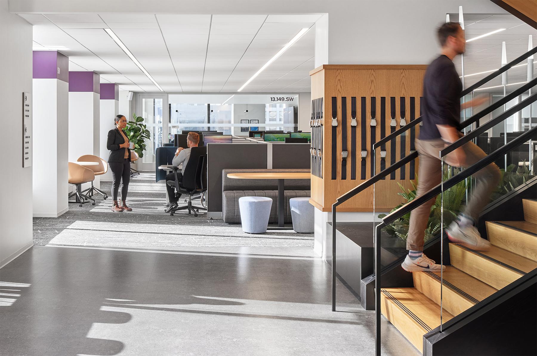 Seem 2 Recessed Open Office