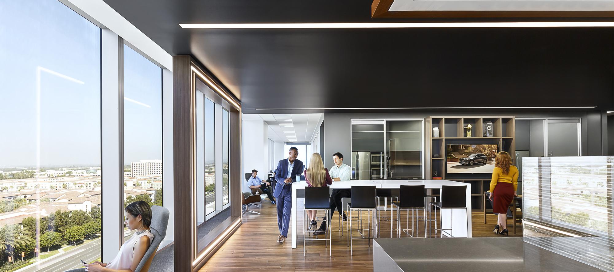 Mazda Headquarters Breakout Space Seem 4